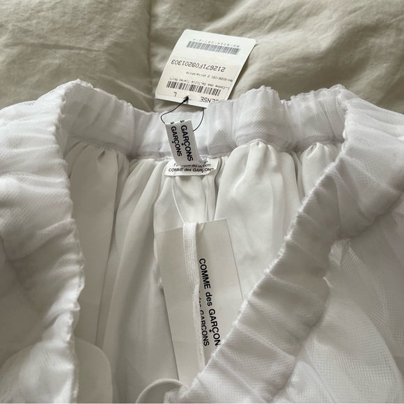 Comme des Garçons tulle drawstring skirt NWT size Large purchased from ssense - Picture 2 of 4